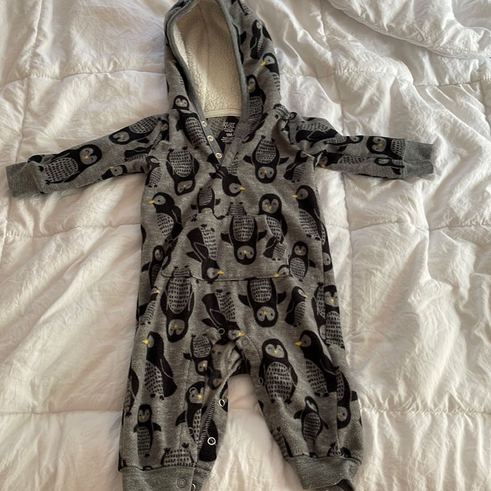 Carters, penguin bodysuit, nine months